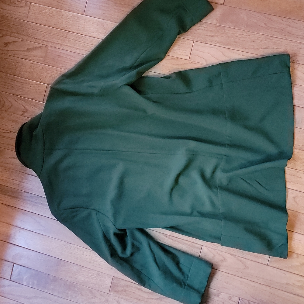 DR2 Rounded-Hem Blazer - Picture 4 of 4